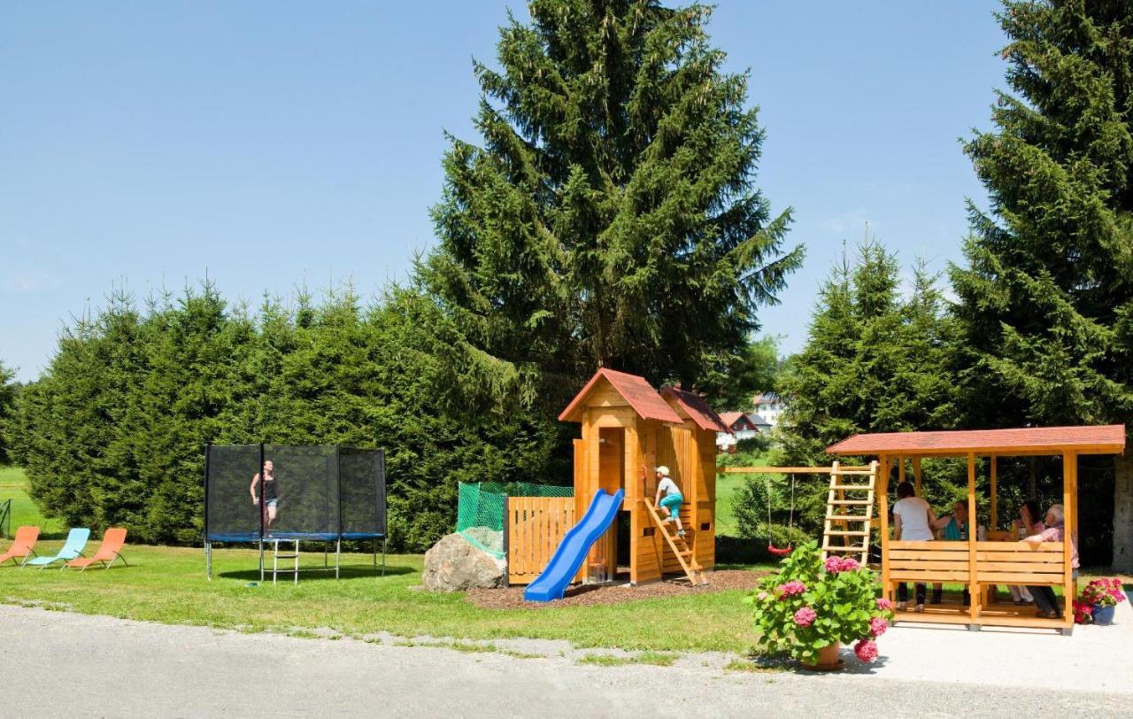 Pension Wiesengrund Neuschönau Exteriör bild